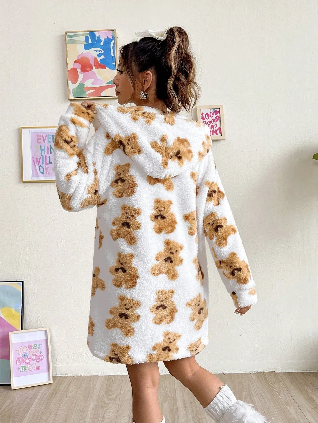 Bear Pattern Drop Shoulder Hooded Teddy Coat & Shorts FW23 FD