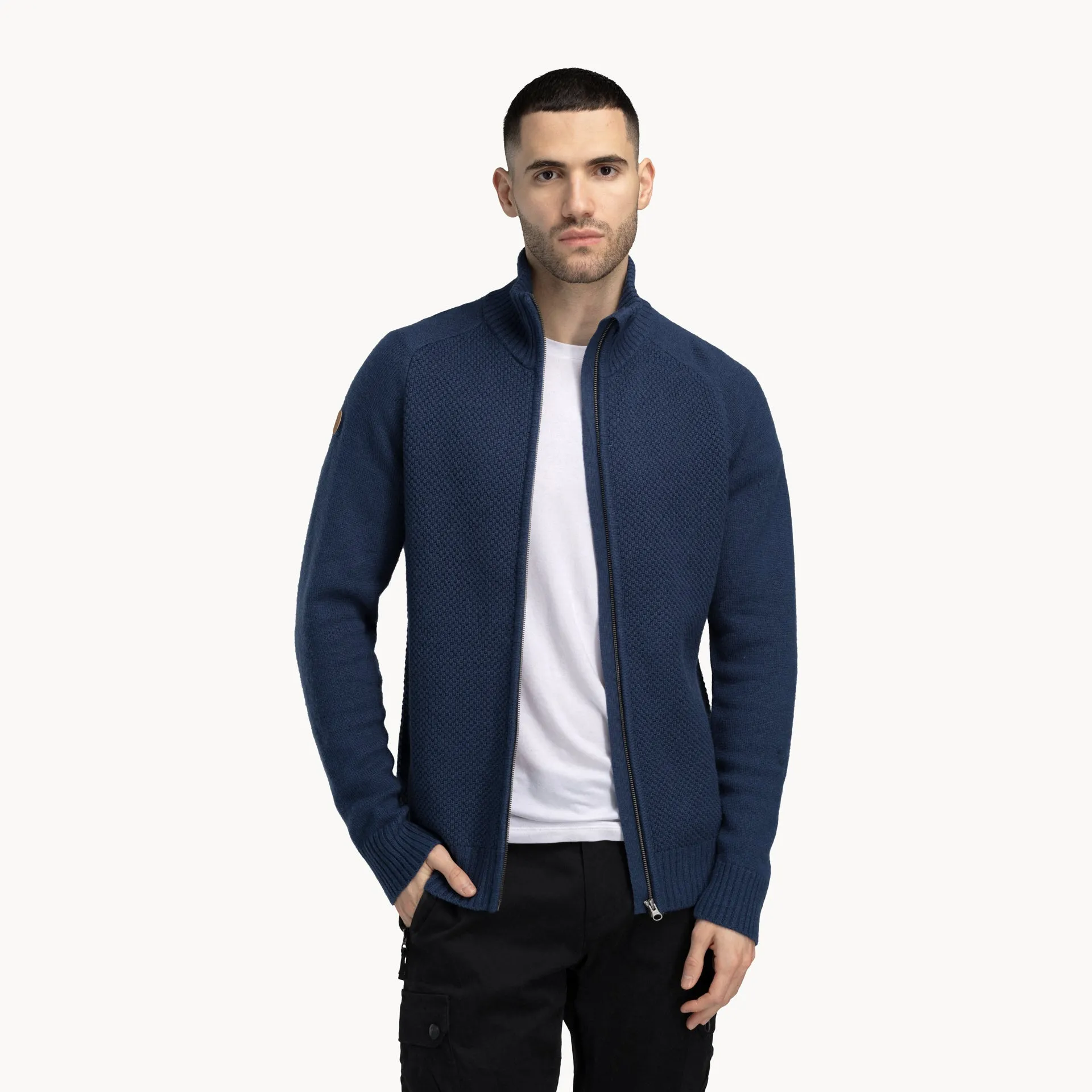 M Robin Low Neck Jacket