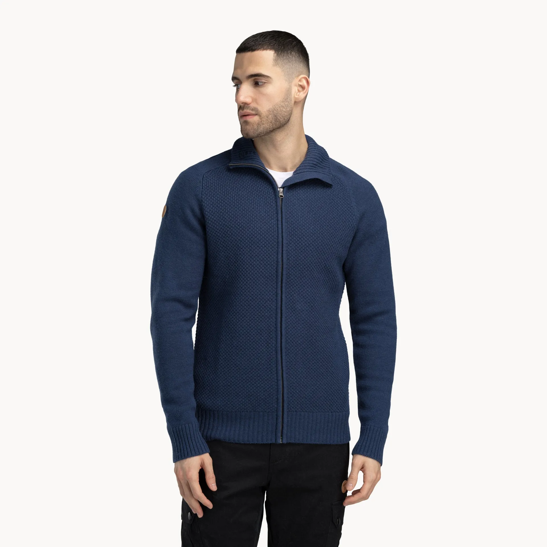 M Robin Low Neck Jacket