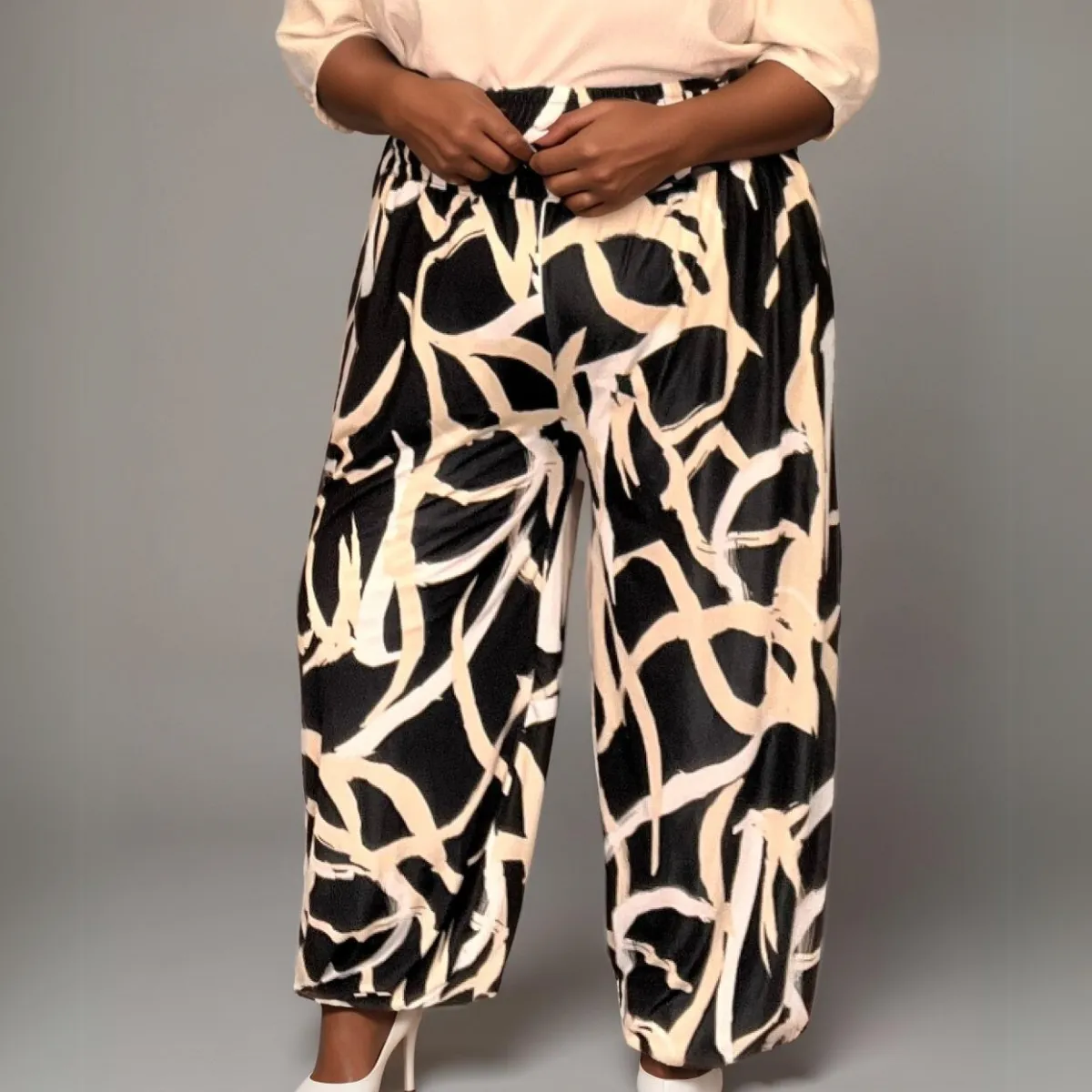 ROCKTHOSECURVES HIGH WAIST ABSTRACT HAREM PANTS WITH ELASTIC HEMS